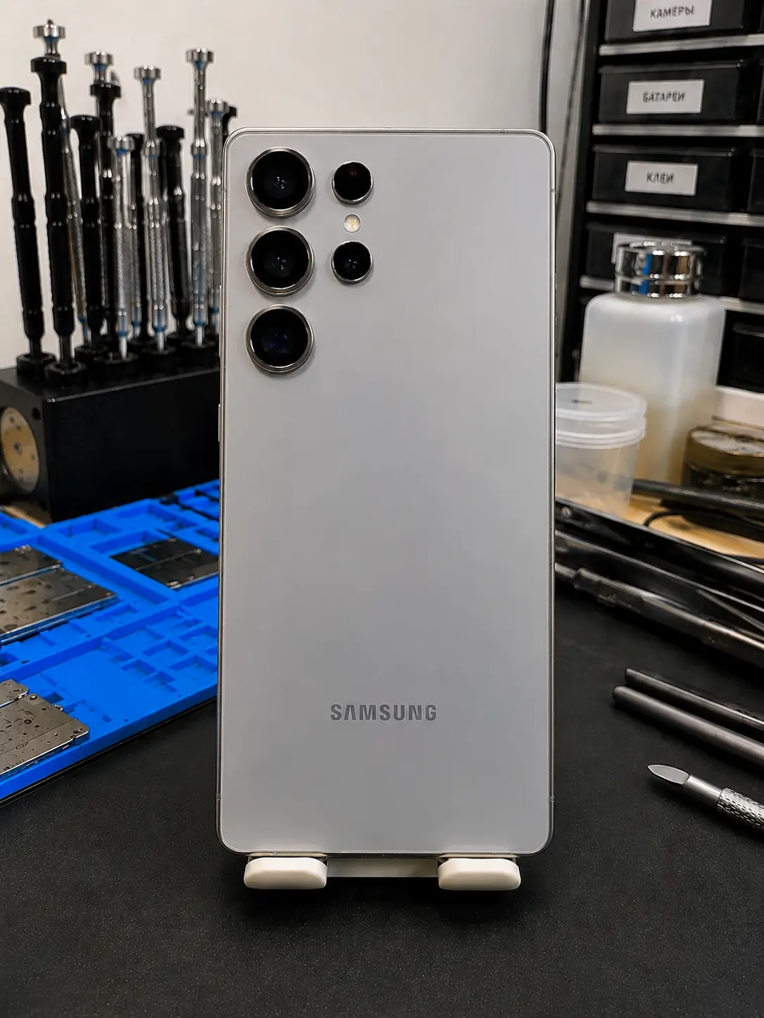 Заднее стекло Samsung после ремонта